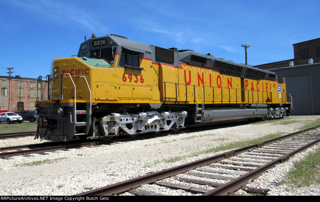 UP 6936